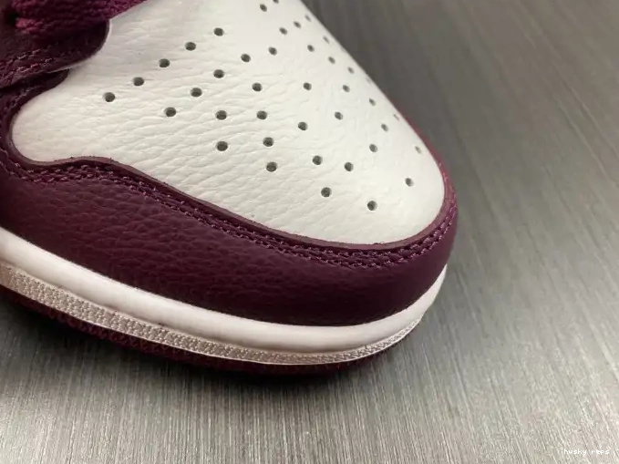 Rep Husky High Jordan Air 1 Bordeaux OG 555088-611 0524